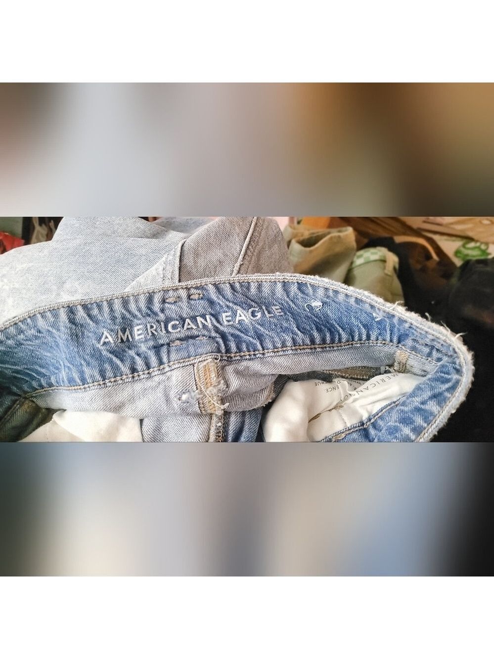 American Eagle Ripped Wide-Leg Jeans - Picture 5 of 9